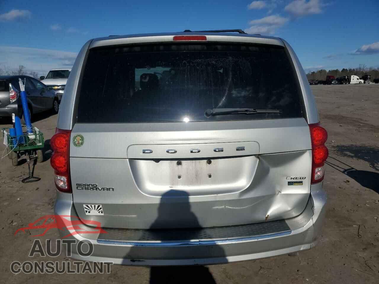 DODGE CARAVAN 2011 - 2D4RN5DG3BR657836