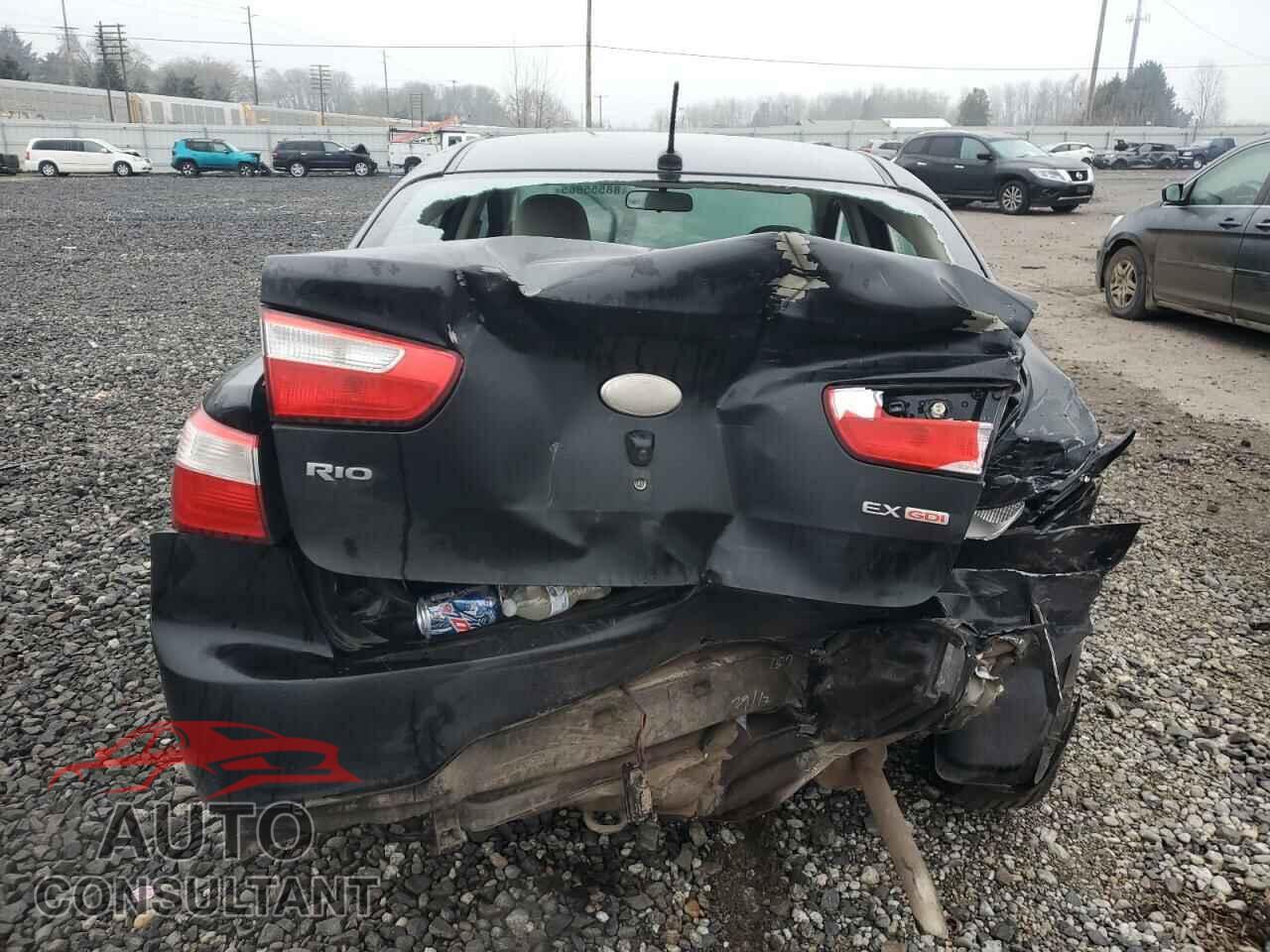 KIA RIO 2013 - KNADN4A32D6280166