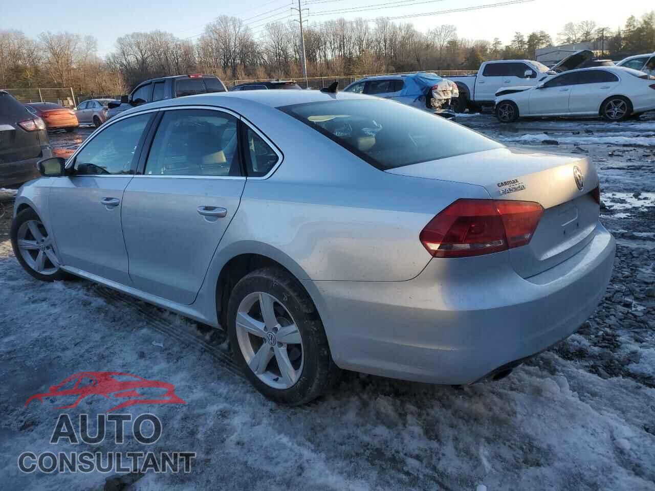 VOLKSWAGEN PASSAT 2014 - 1VWBP7A35EC009611