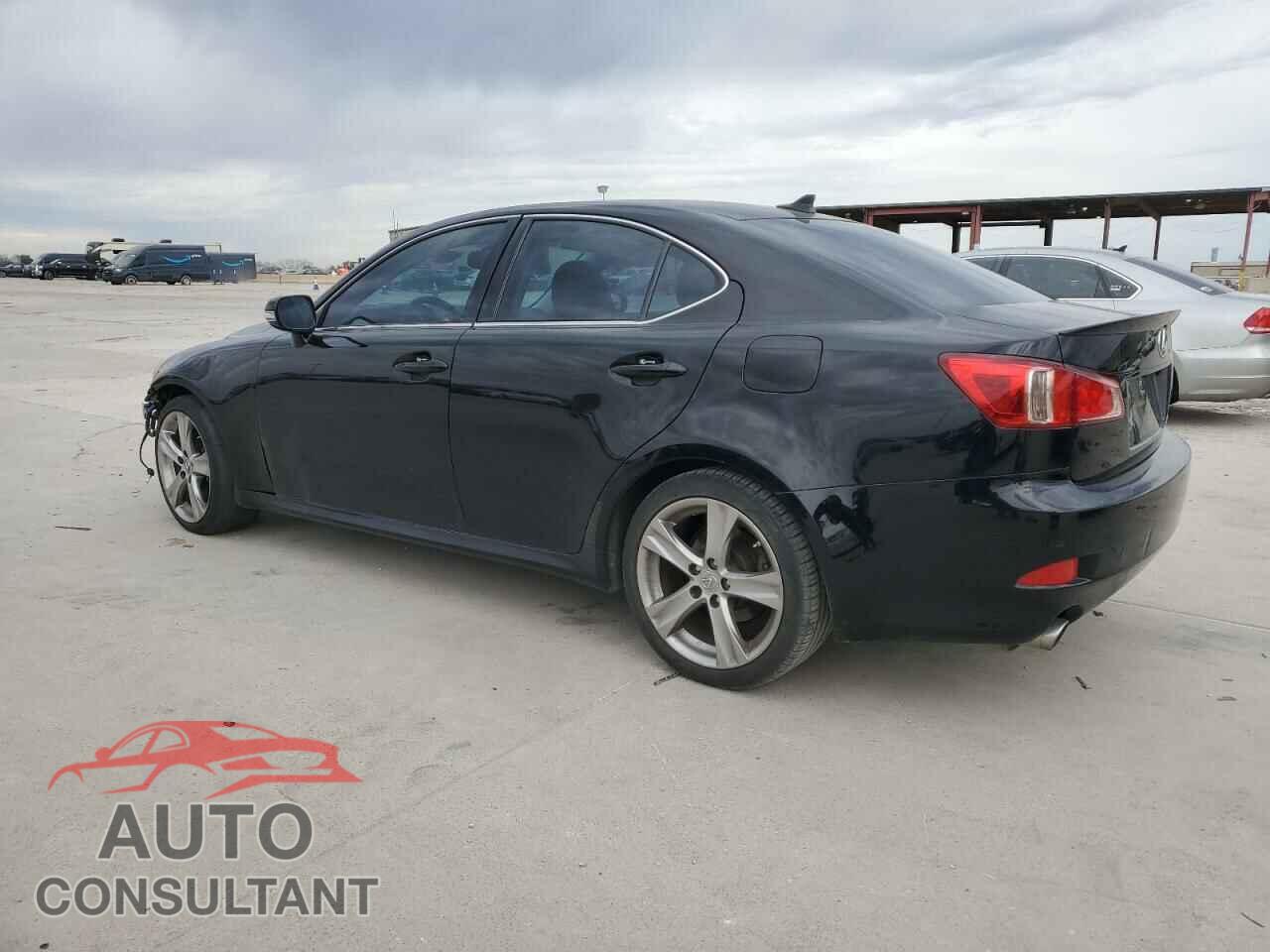 LEXUS IS 2011 - JTHBF5C22B2100995