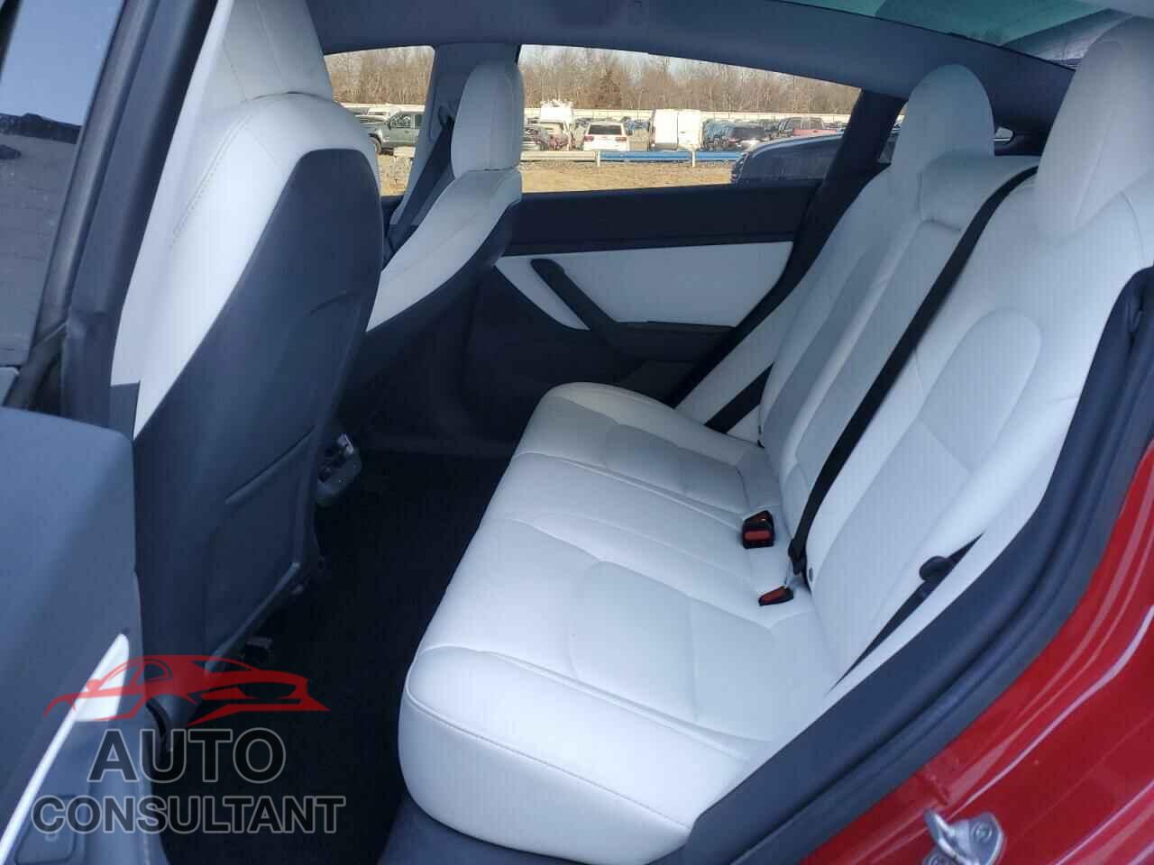 TESLA MODEL 3 2021 - 5YJ3E1EB3MF856141