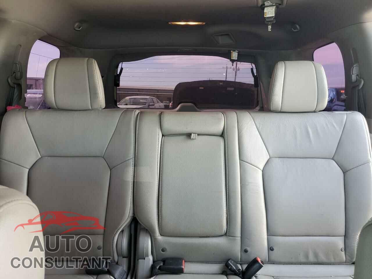 HONDA PILOT 2013 - 5FNYF3H63DB034209