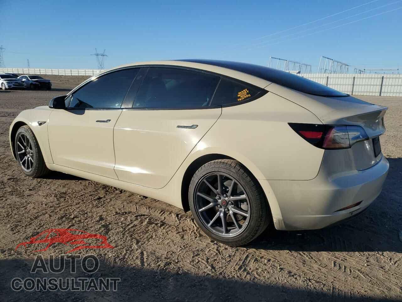 TESLA MODEL 3 2019 - 5YJ3E1EB5KF194785