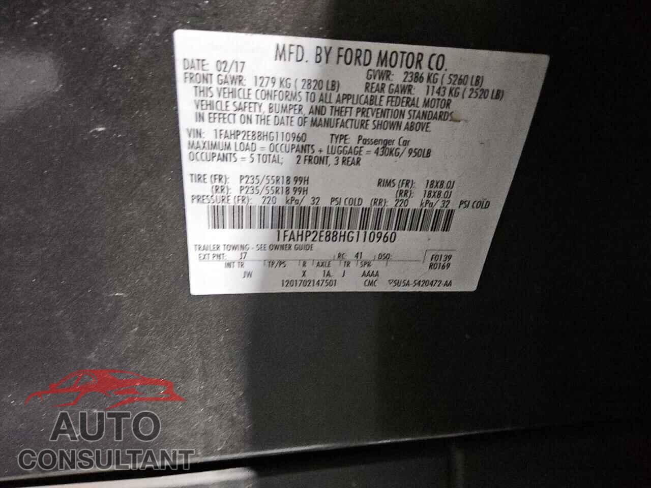 FORD TAURUS 2017 - 1FAHP2E88HG110960