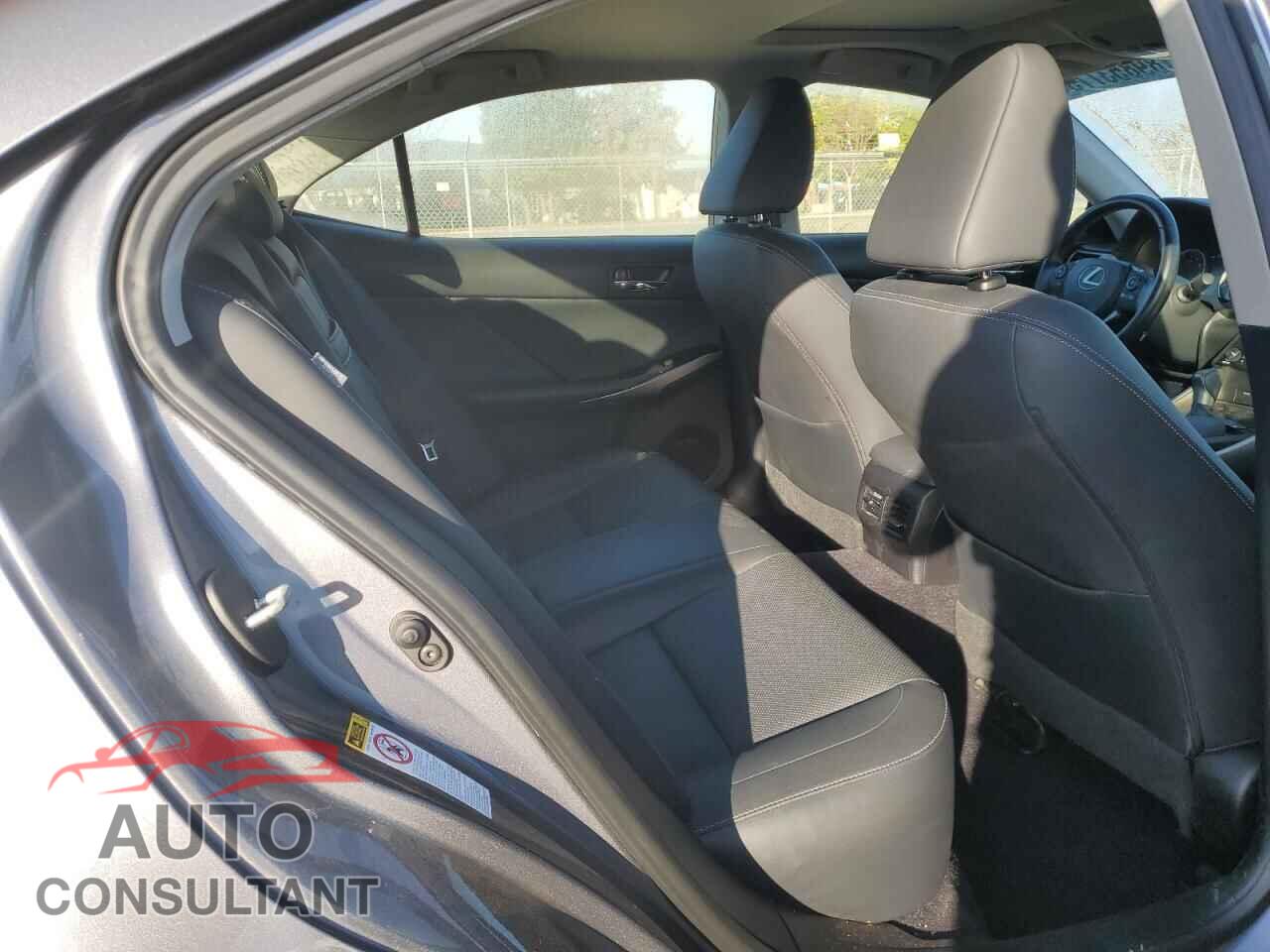 LEXUS IS 2014 - JTHCF1D20E5010498
