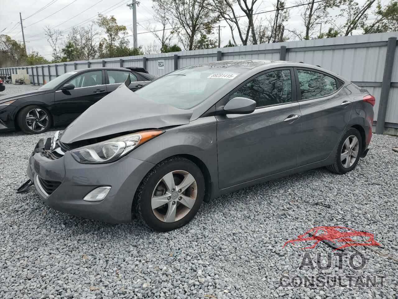 HYUNDAI ELANTRA 2013 - 5NPDH4AE4DH290585