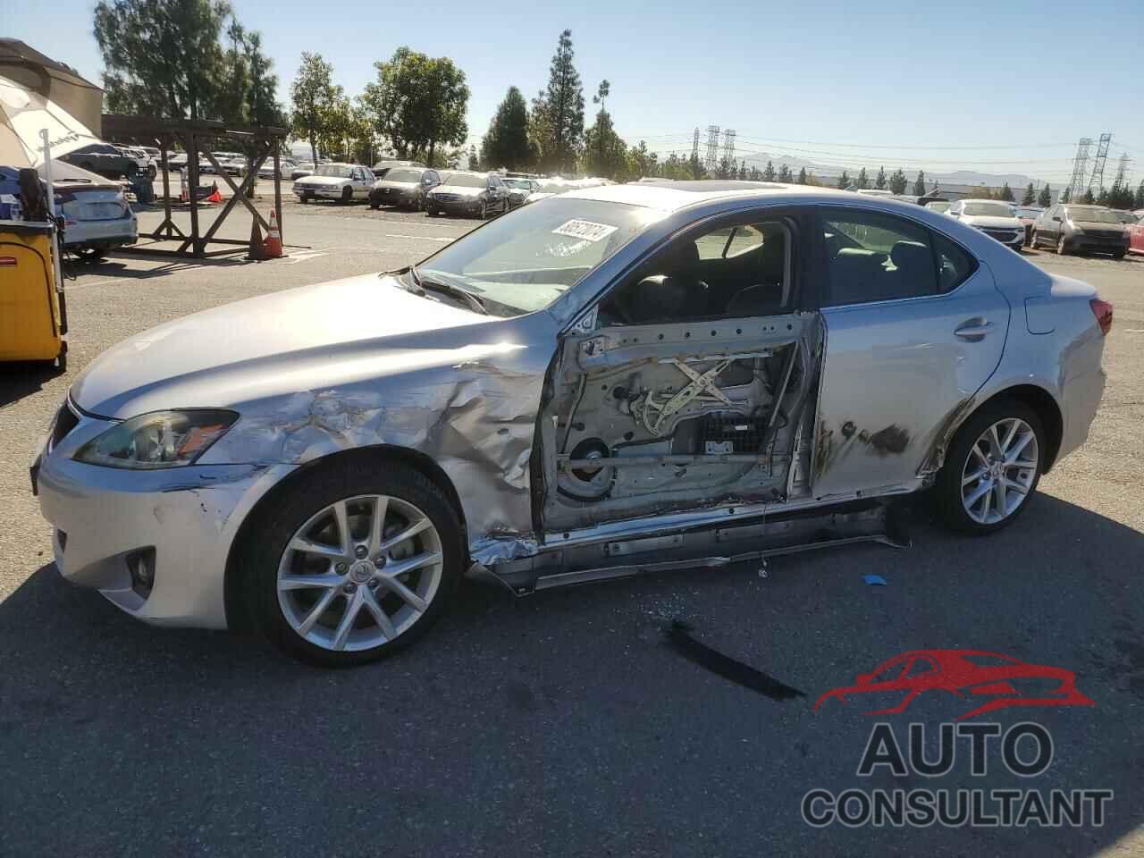 LEXUS IS 2013 - JTHCF5C23D5063932