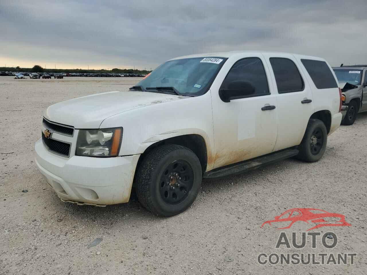 CHEVROLET TAHOE 2014 - 1GNLC2E05ER200424