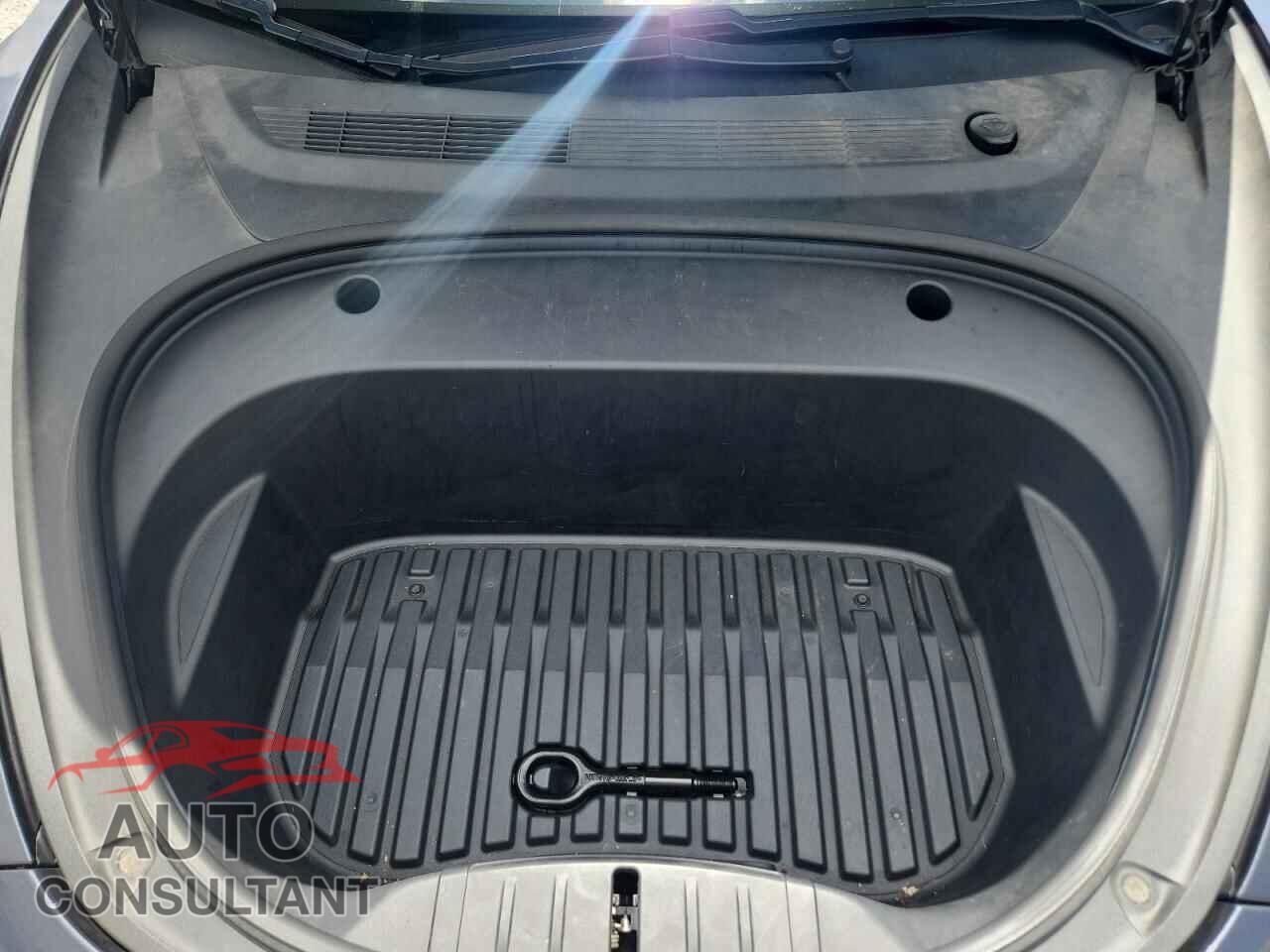 TESLA MODEL 3 2021 - 5YJ3E1EB3MF903054