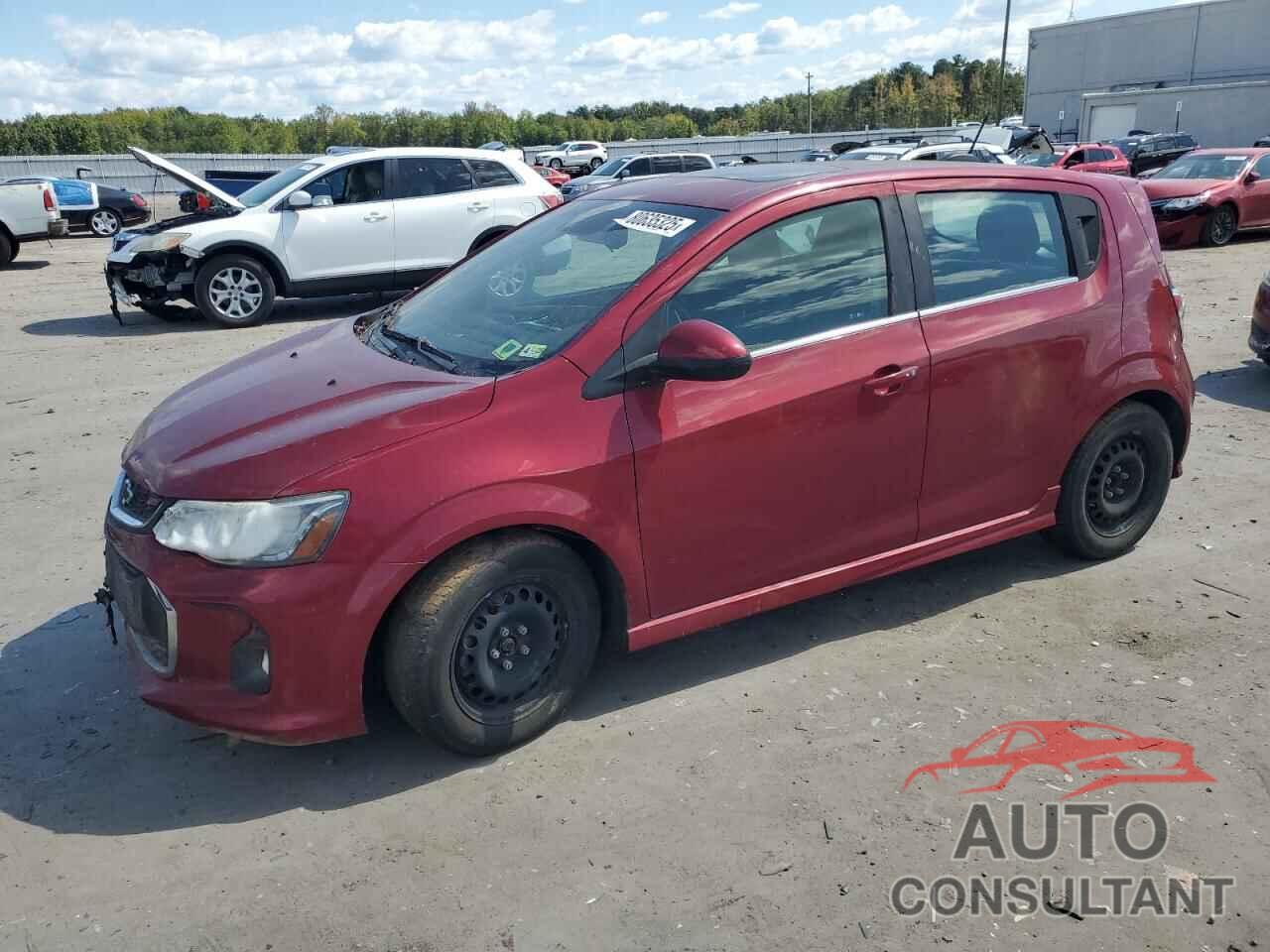 CHEVROLET SONIC 2018 - 1G1JF6SB7J4100605