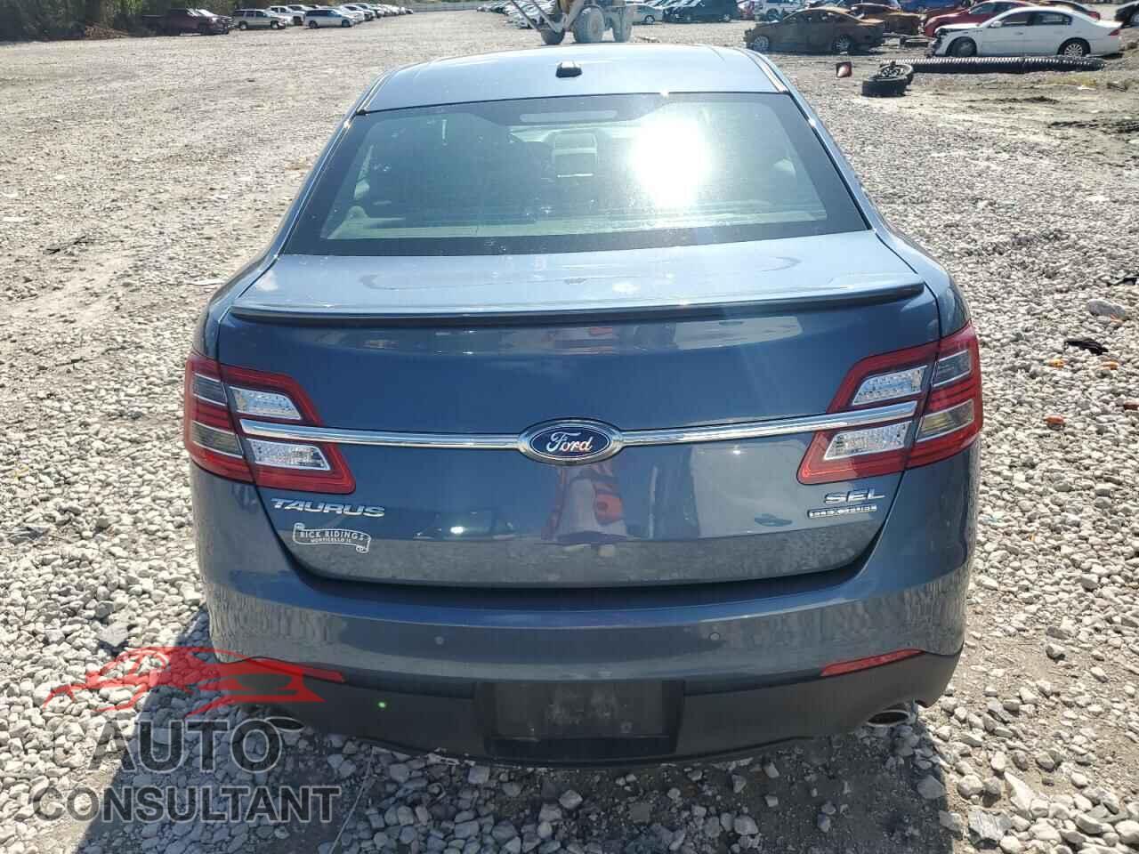 FORD TAURUS 2018 - 1FAHP2E87JG123026