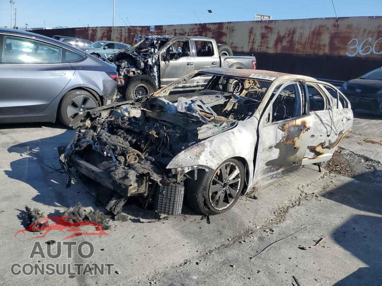 FORD FUSION 2010 - 3FAHP0GA3AR338092