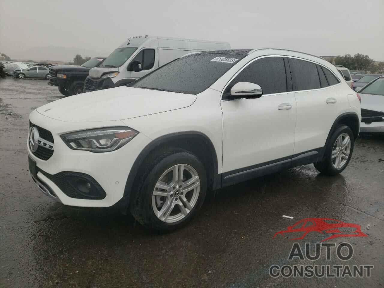 MERCEDES-BENZ GLA-CLASS 2023 - W1N4N4GB5PJ448832