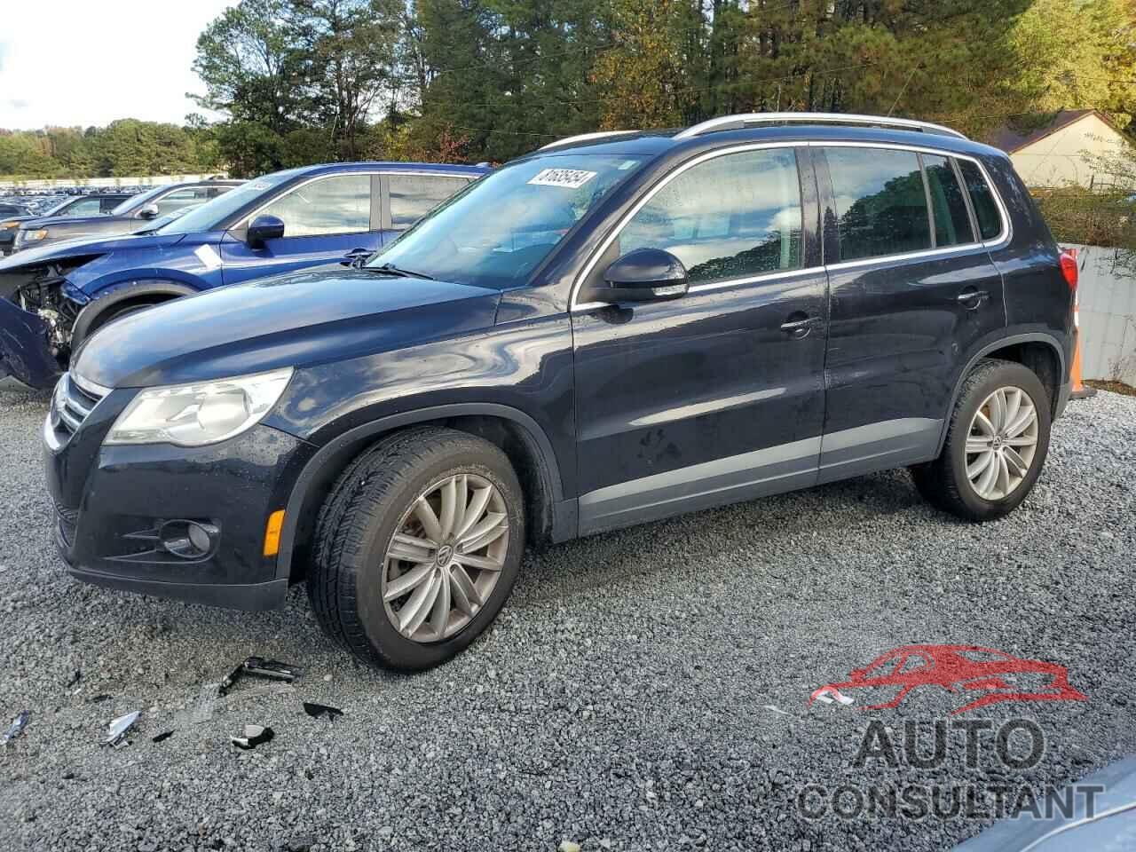 VOLKSWAGEN TIGUAN 2011 - WVGAV7AX2BW507262