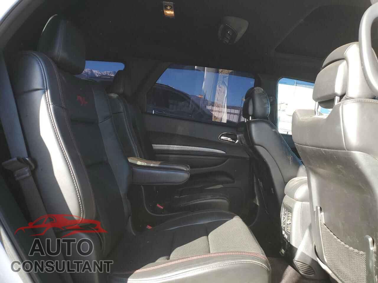 DODGE DURANGO 2018 - 1C4SDJCT3JC206082
