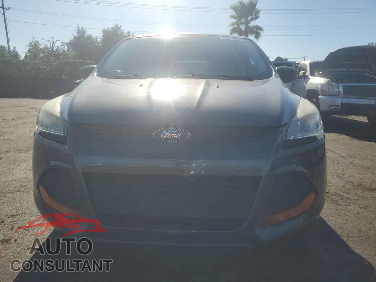 FORD ESCAPE 2015 - 1FMCU0F70FUA92567