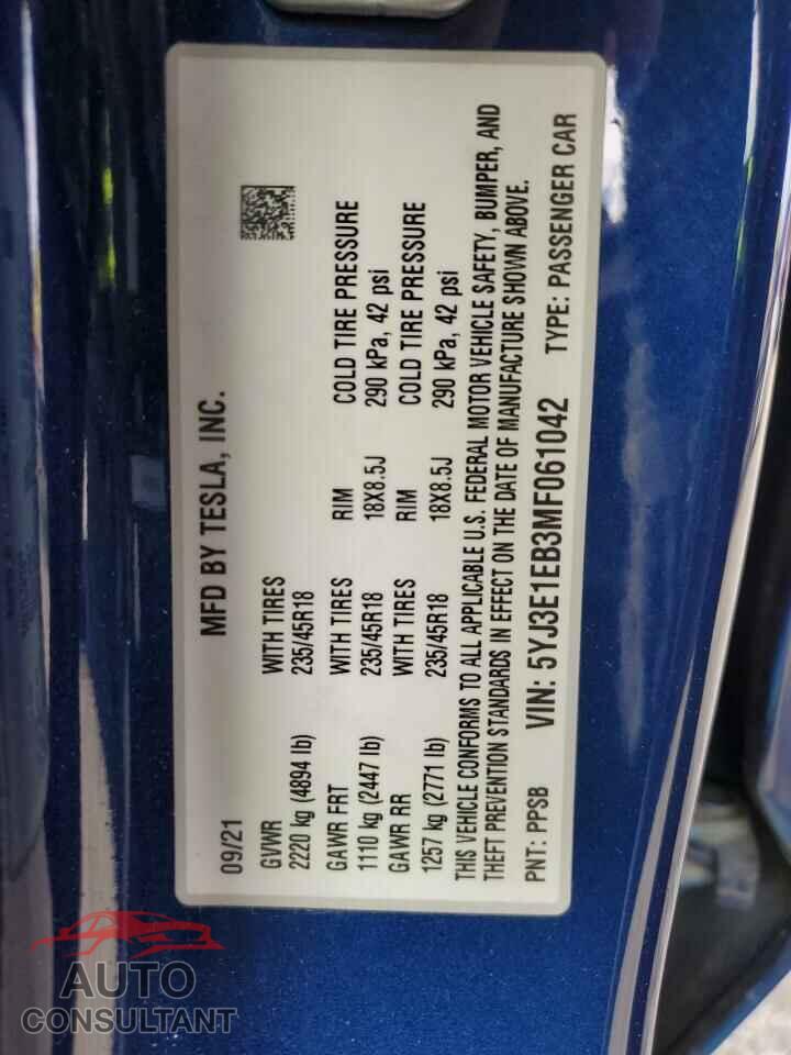 TESLA MODEL 3 2021 - 5YJ3E1EB3MF061042