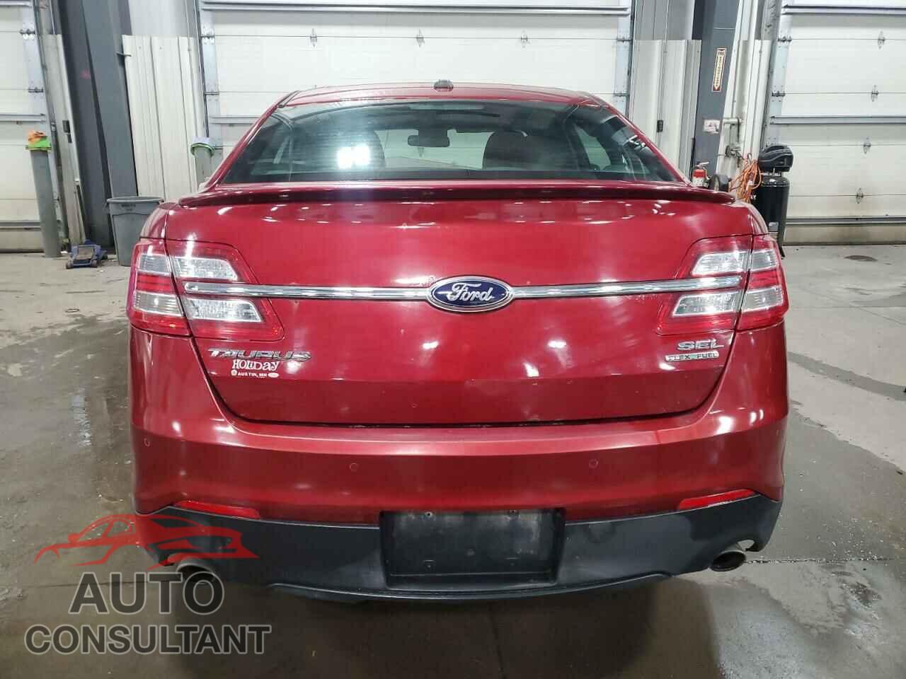 FORD TAURUS 2013 - 1FAHP2E85DG209620