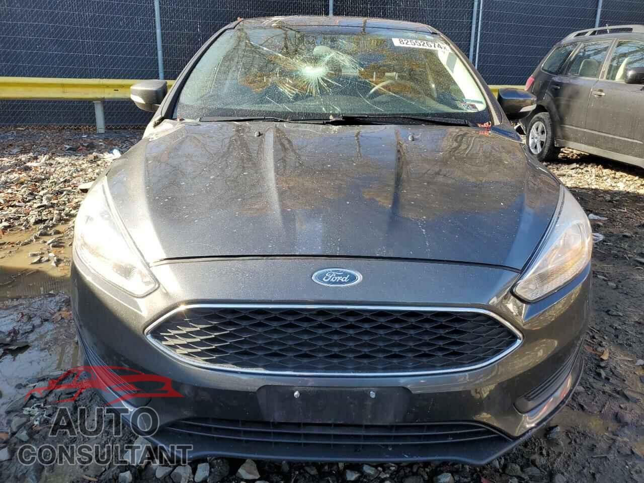 FORD FOCUS 2017 - 1FADP3F25HL327565