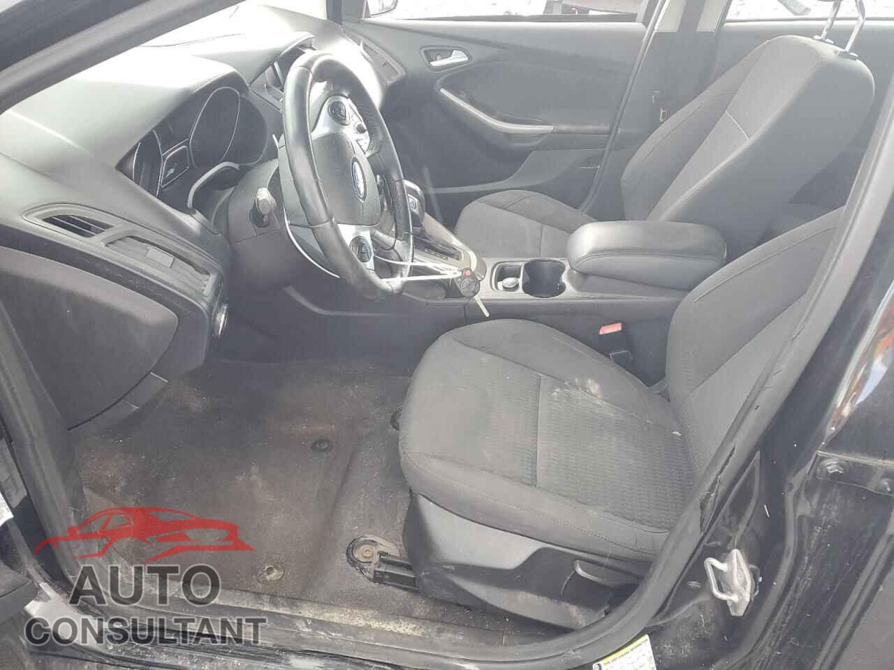 FORD FOCUS 2012 - 1FAHP3M29CL135255