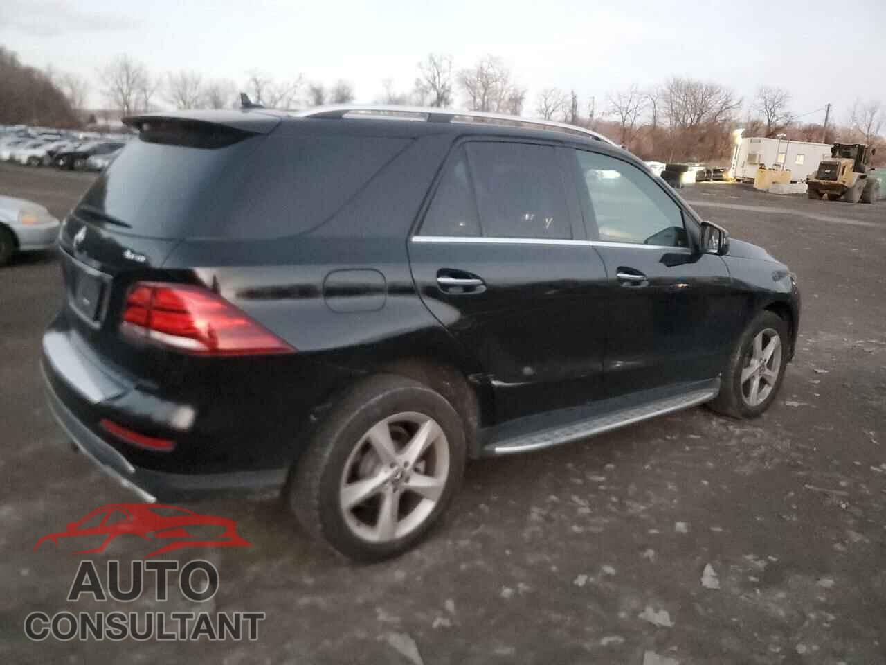 MERCEDES-BENZ GLE-CLASS 2017 - 4JGDA5HB2HA976624