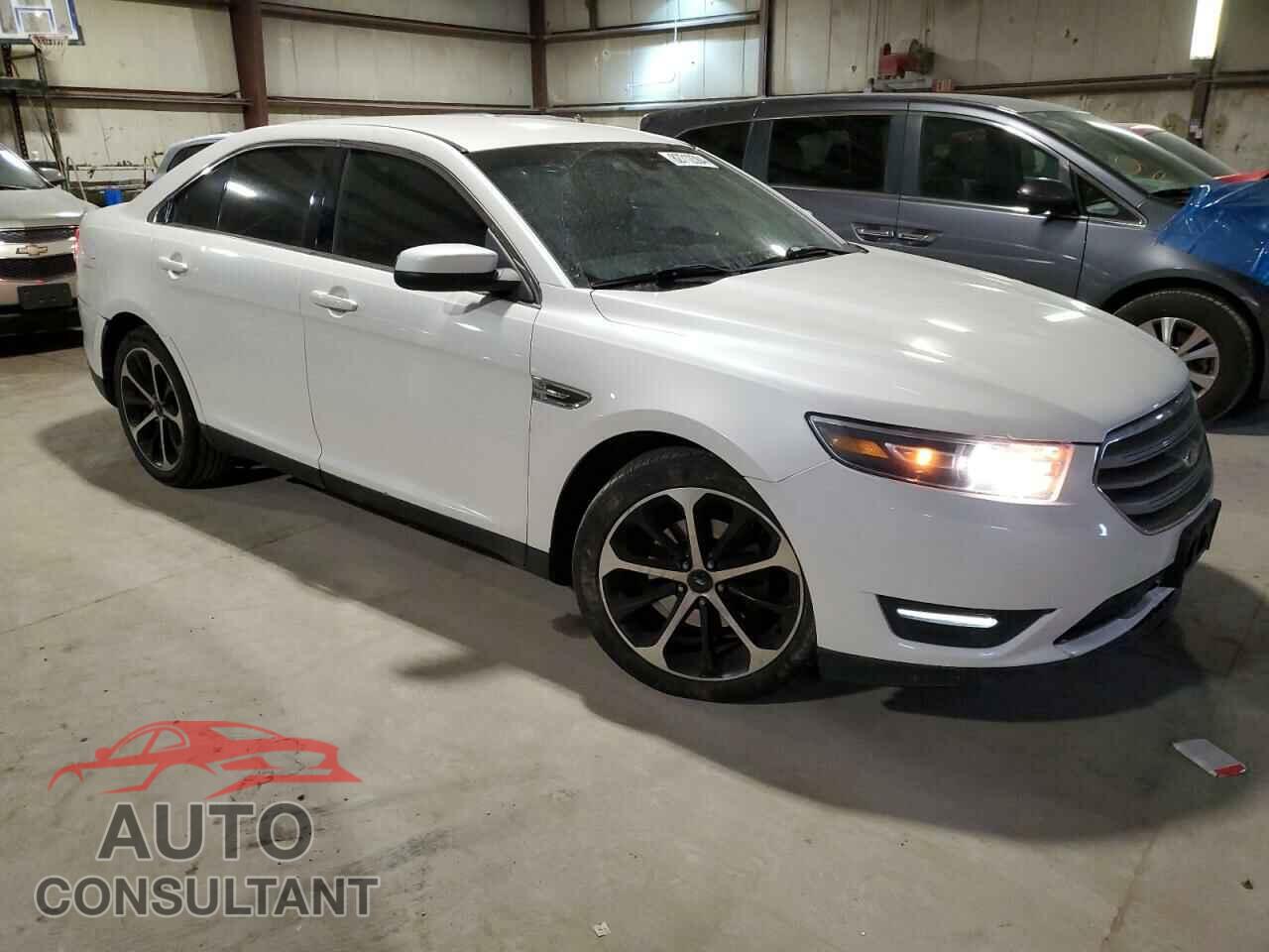 FORD TAURUS 2015 - 1FAHP2E86FG100635