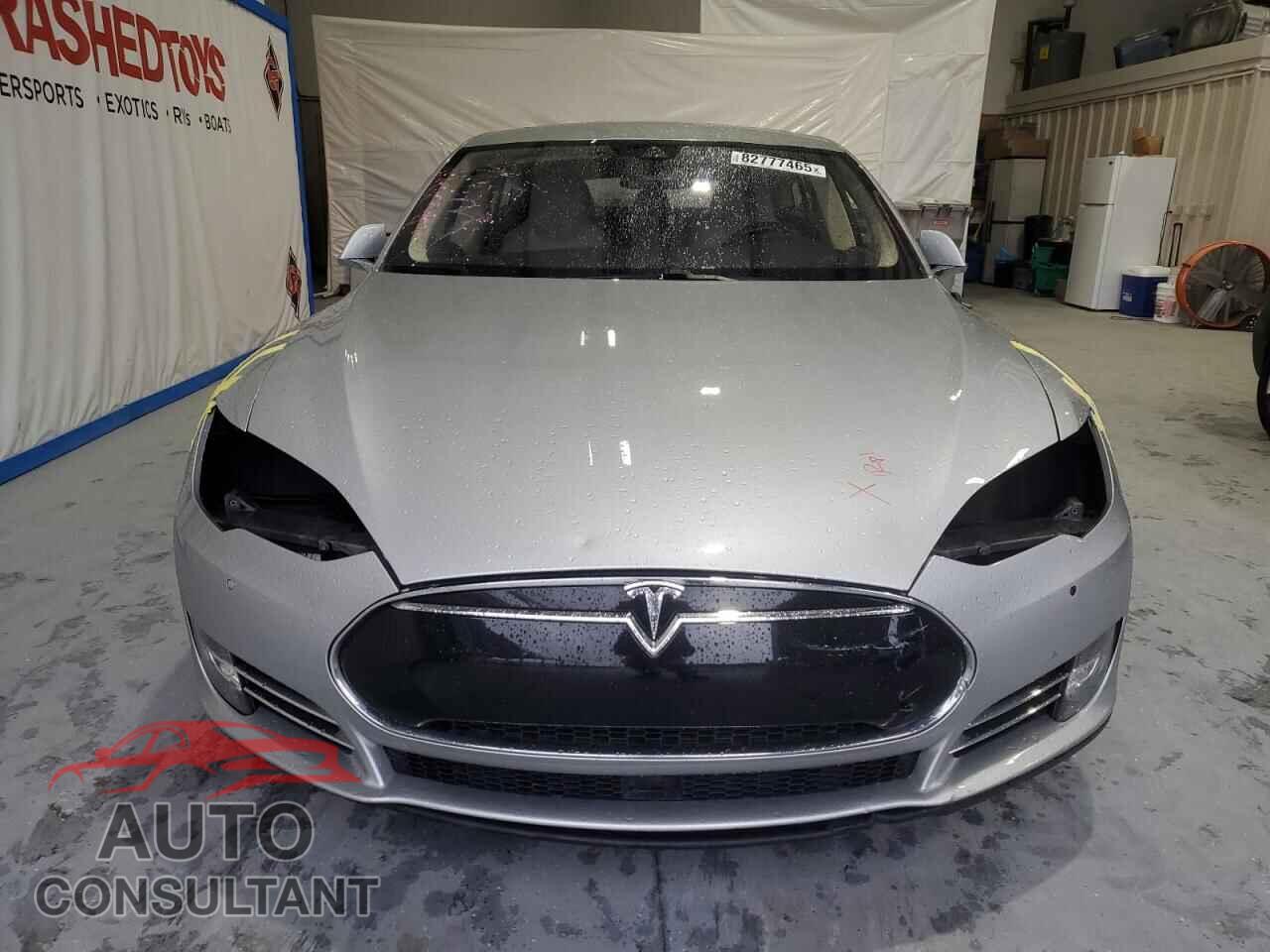 TESLA MODEL S 2014 - 5YJSA1H14EFP65049