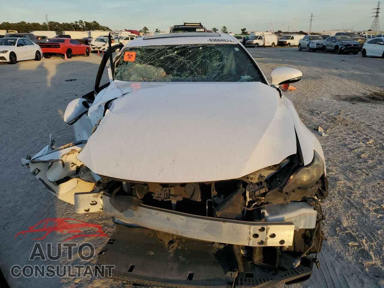 LEXUS IS 2014 - JTHBF1D28E5023897
