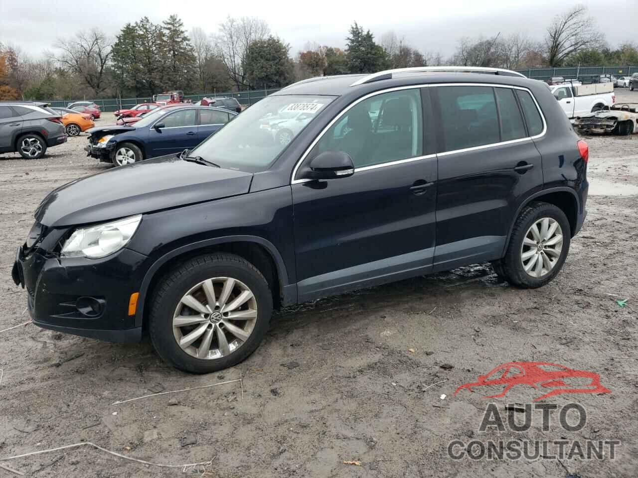 VOLKSWAGEN TIGUAN 2011 - WVGAV7AX8BW545661