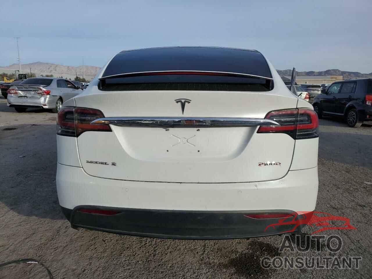 TESLA MODEL X 2018 - 5YJXCDE4XJF090110