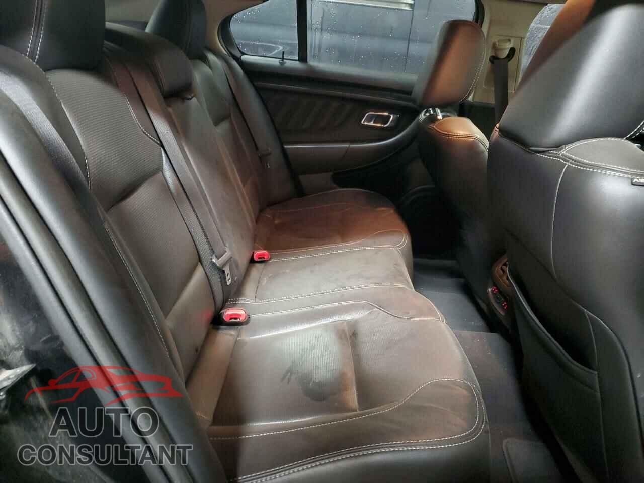 FORD TAURUS 2011 - 1FAHP2FW7BG112655