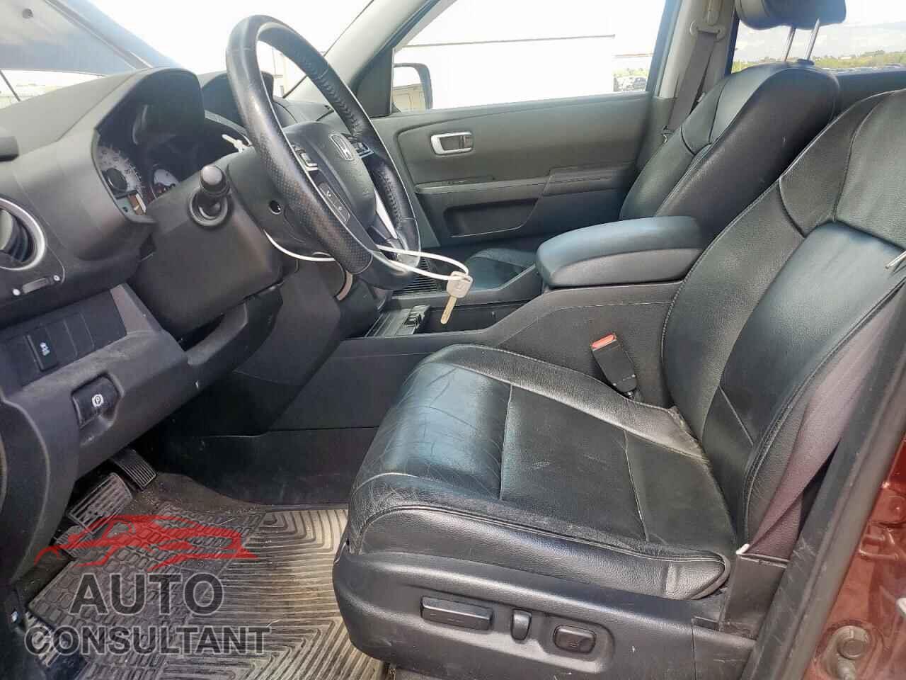 HONDA PILOT 2013 - 5FNYF4H57DB065556