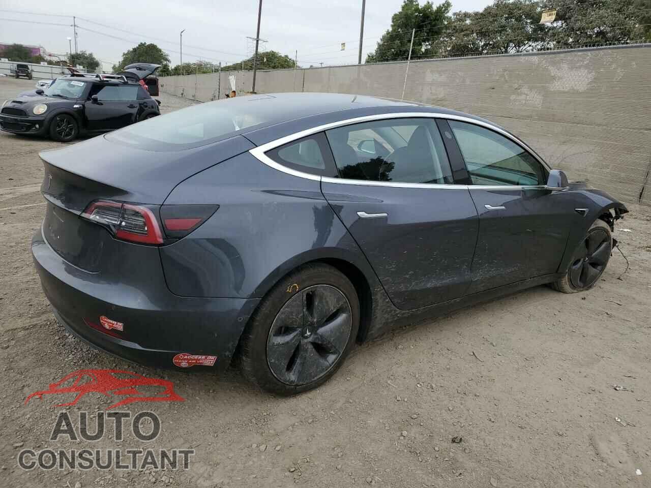TESLA MODEL 3 2018 - 5YJ3E1EA6JF050958