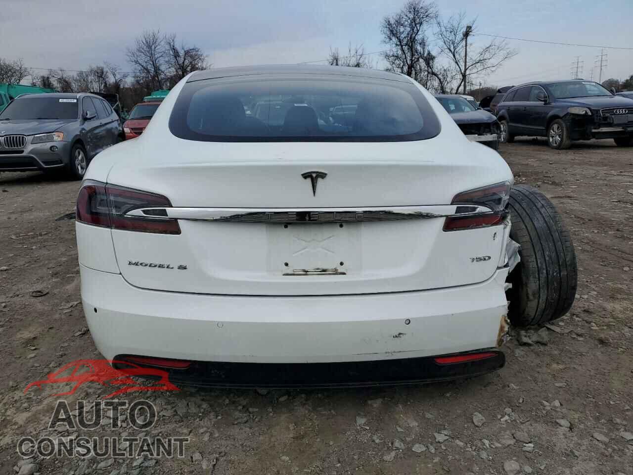 TESLA MODEL S 2018 - 5YJSA1E27JF260470