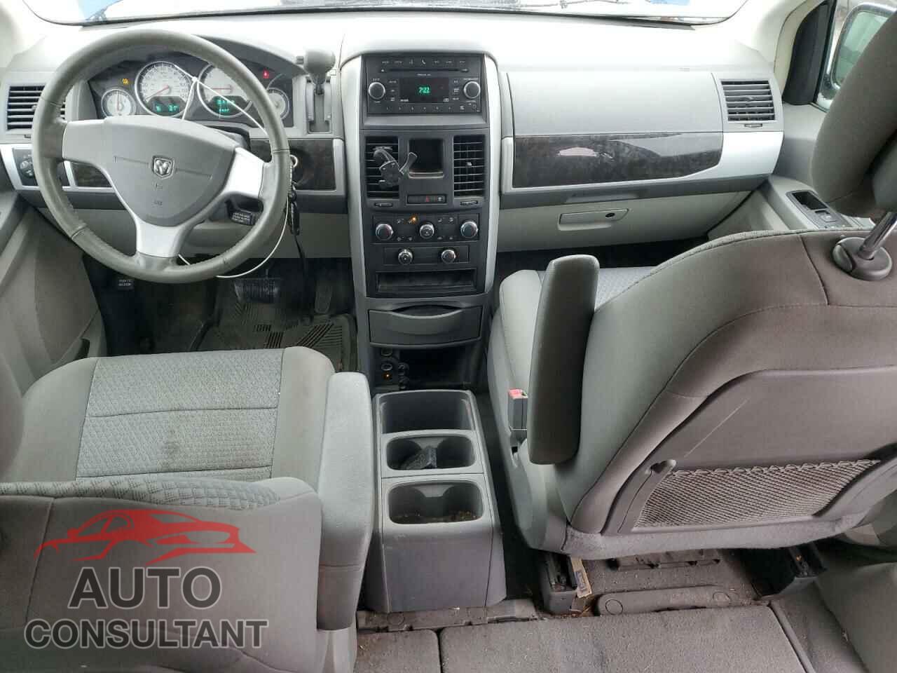 DODGE CARAVAN 2010 - 2D4RN5D16AR281319