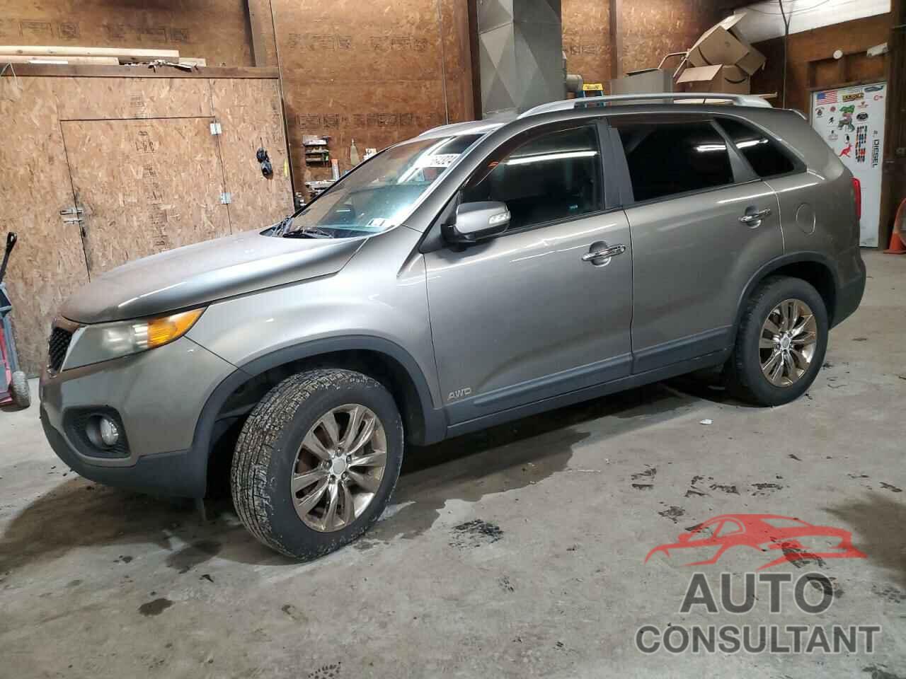 KIA SORENTO 2011 - 5XYKUDA1XBG069450