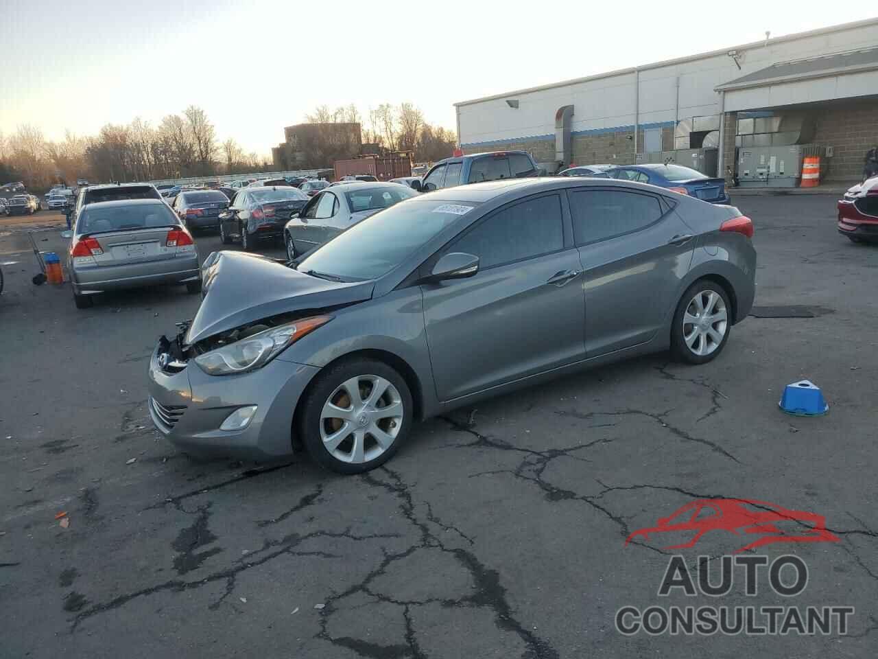 HYUNDAI ELANTRA 2012 - 5NPDH4AE7CH100051