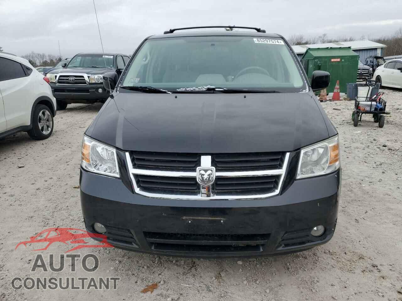 DODGE CARAVAN 2010 - 2D4RN5D11AR129576