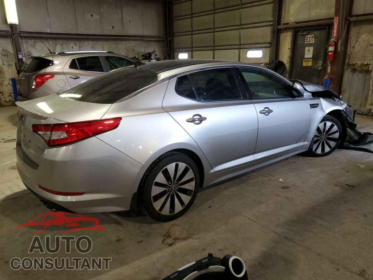 KIA OPTIMA 2011 - KNAGR4A65B5138621