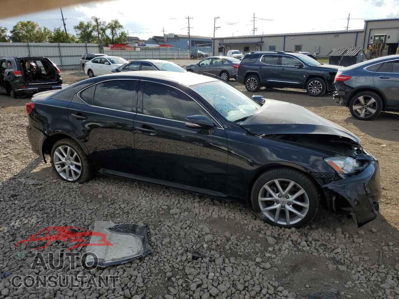 LEXUS IS 2013 - JTHCF5C29D5060842
