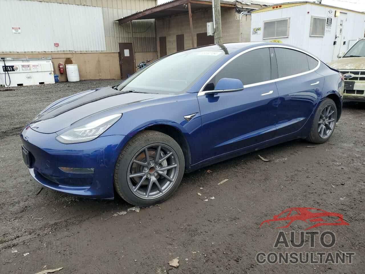 TESLA MODEL 3 2018 - 5YJ3E1EA9JF027710