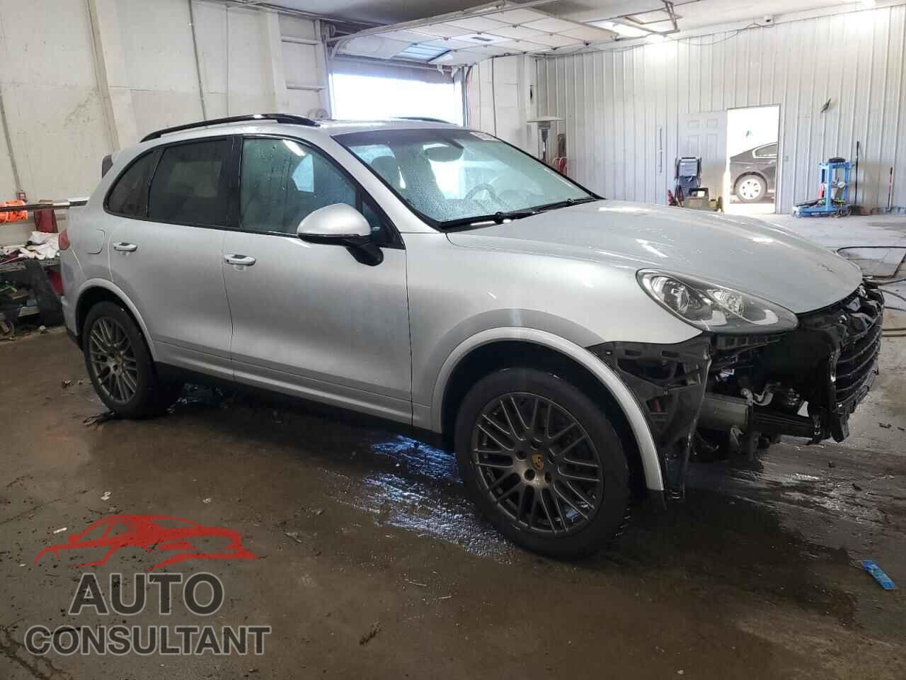 PORSCHE CAYENNE 2017 - WP1AA2A27HKA80604