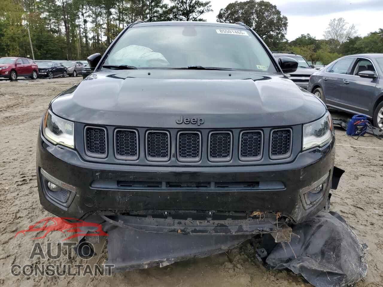 JEEP COMPASS 2019 - 3C4NJCCB7KT699666