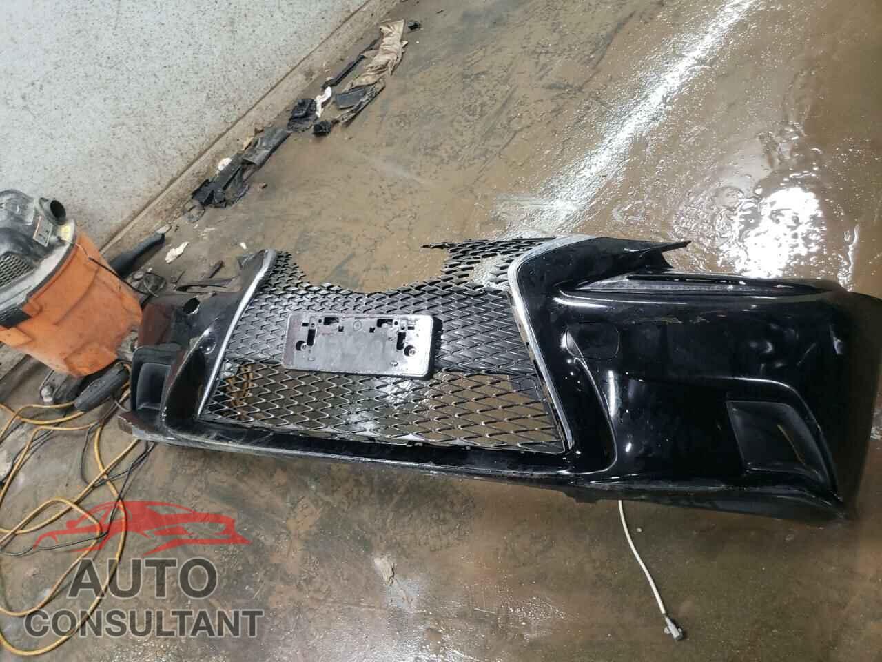 LEXUS IS 2014 - JTHCF1D29E5005140
