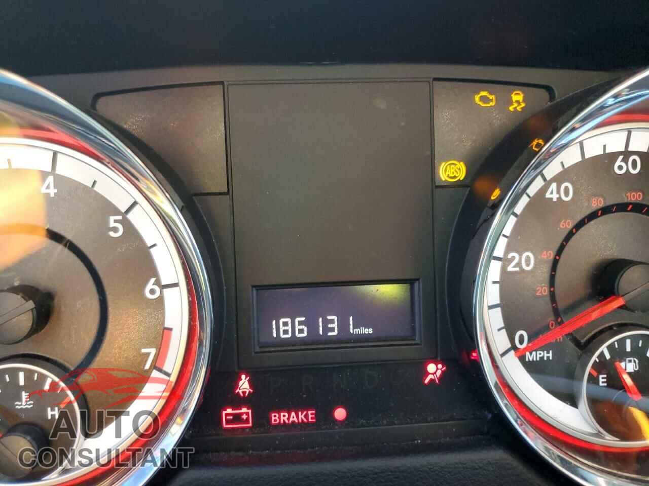 DODGE CARAVAN 2015 - 2C4RDGCG7FR703946