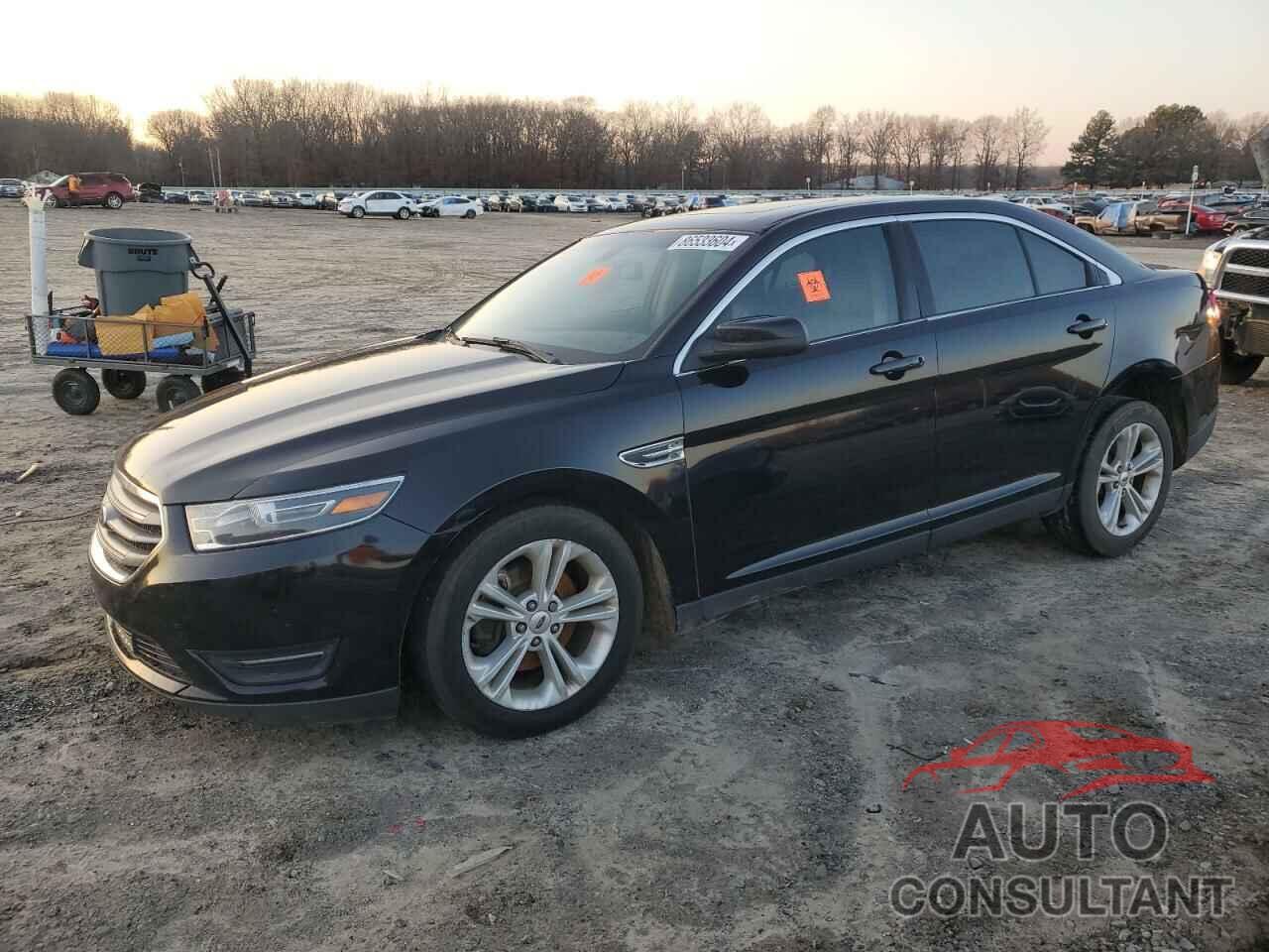 FORD TAURUS 2016 - 1FAHP2E83GG121556