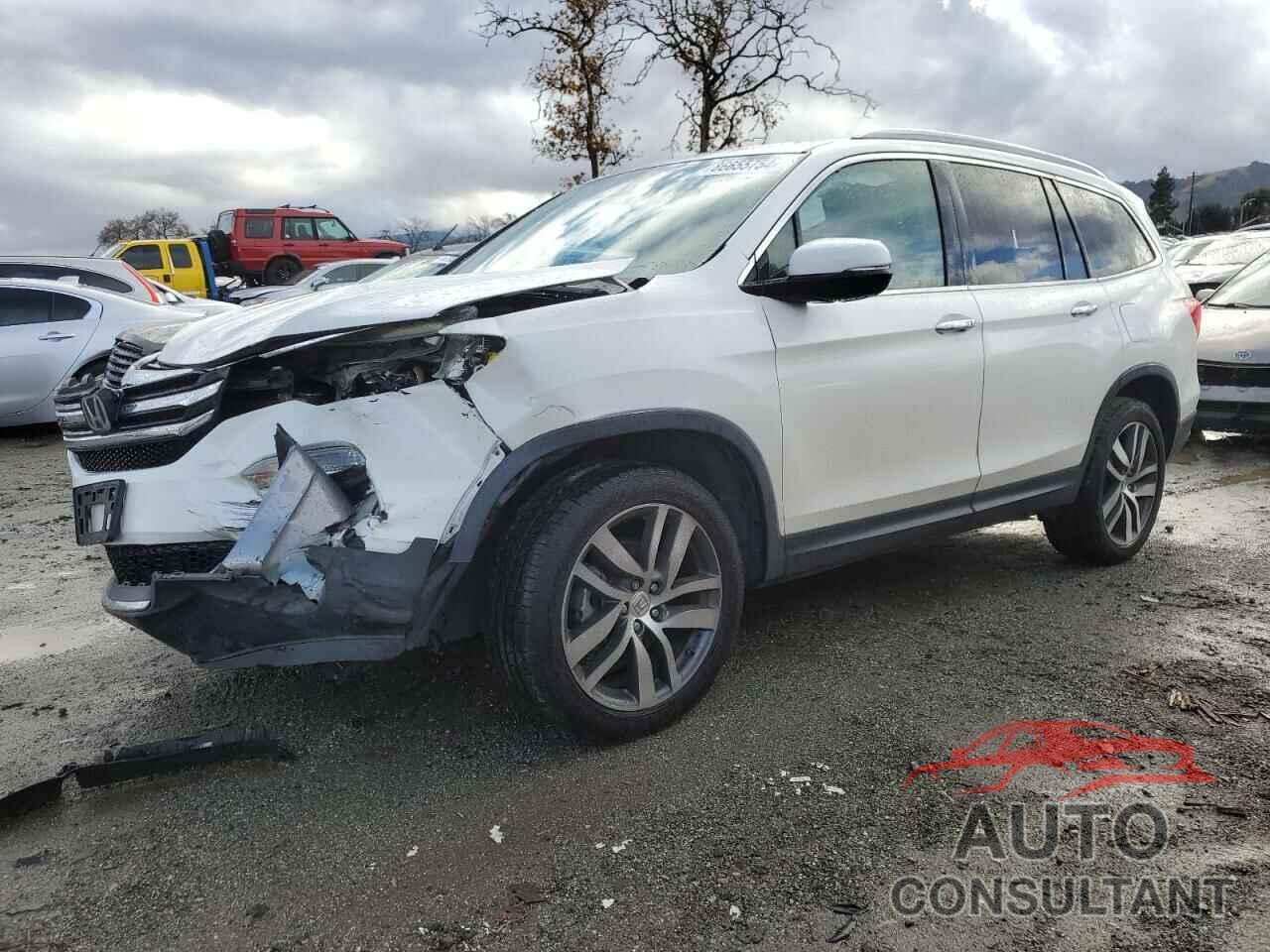 HONDA PILOT 2017 - 5FNYF5H95HB029492