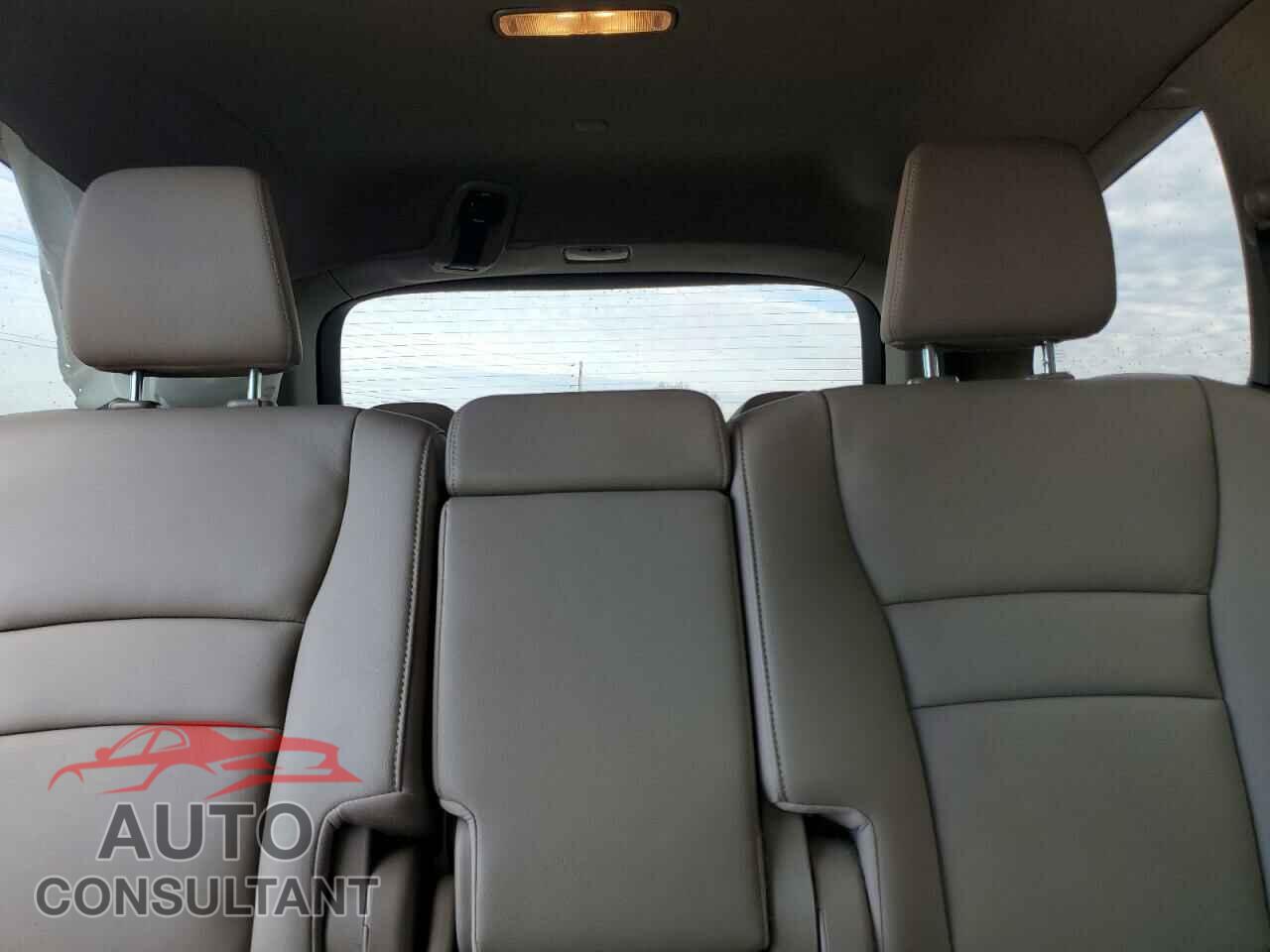 HONDA PILOT 2020 - 5FNYF6H57LB030915