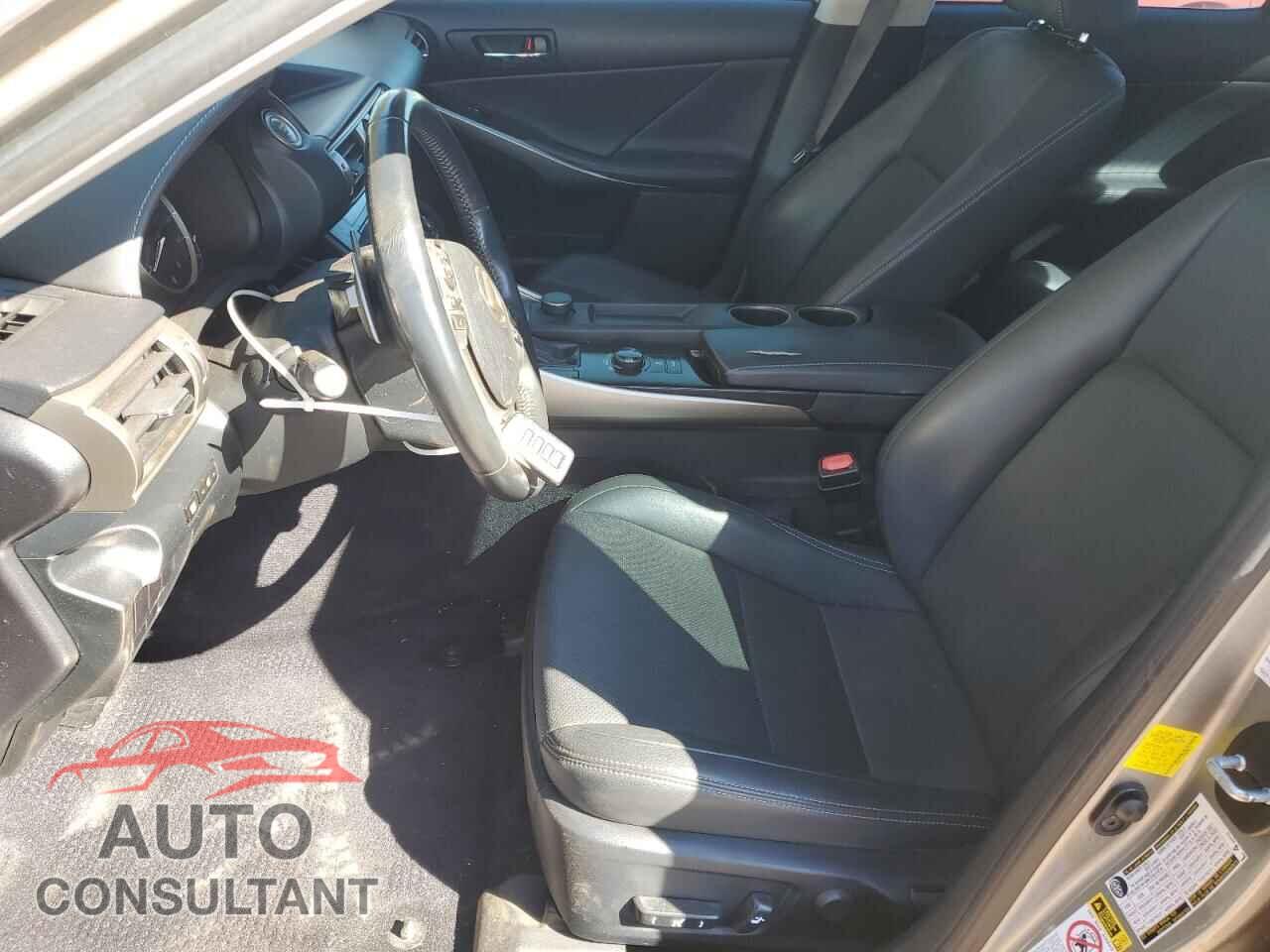 LEXUS IS 2014 - JTHBF1D23E5030014