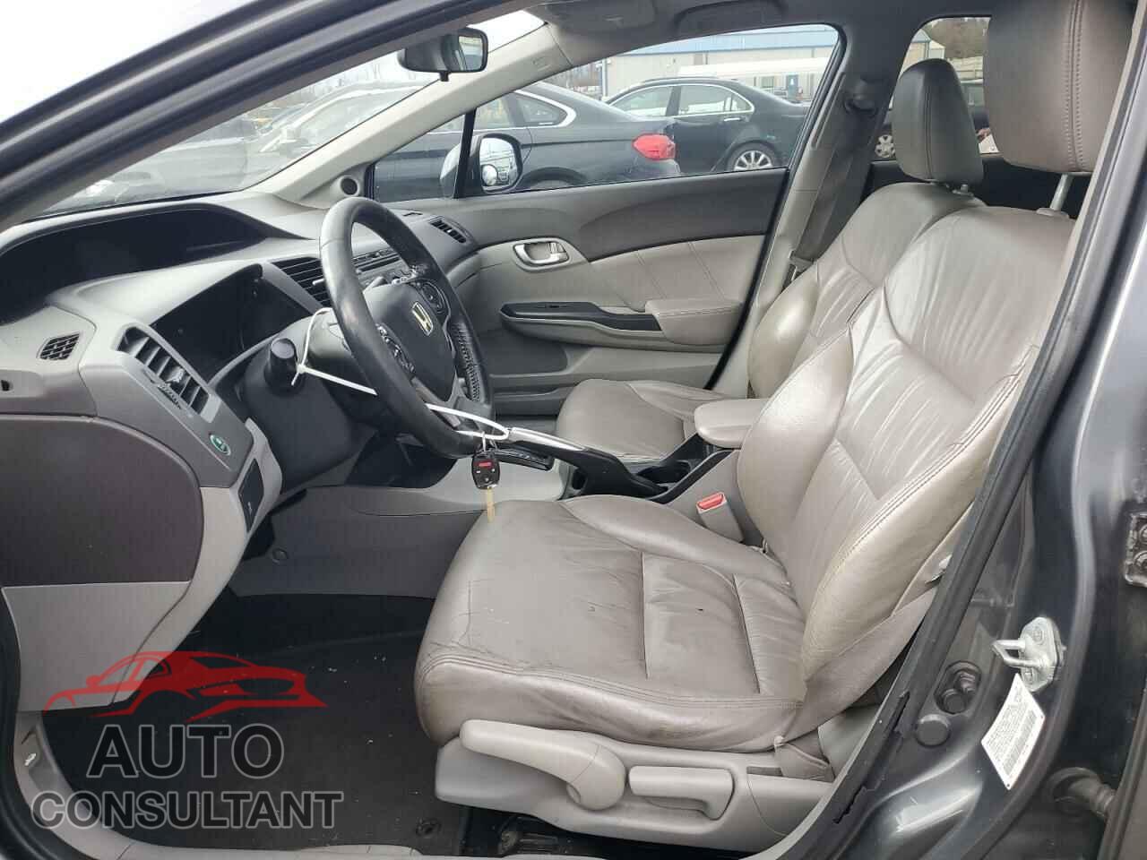 HONDA CIVIC 2012 - 2HGFB2F96CH523045
